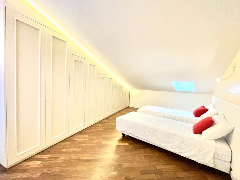 Domus Verona - Ampia Moderna Casa Su 2 Piani Nel Cuore Di Верона Екстериор снимка