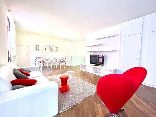 Domus Verona - Ampia Moderna Casa Su 2 Piani Nel Cuore Di Верона Екстериор снимка