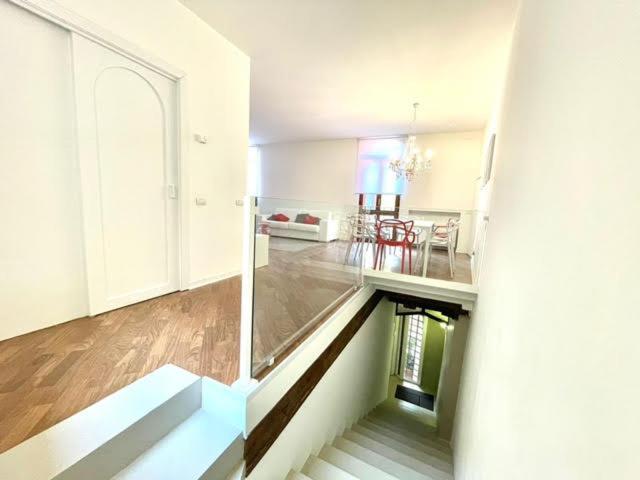 Domus Verona - Ampia Moderna Casa Su 2 Piani Nel Cuore Di Верона Екстериор снимка