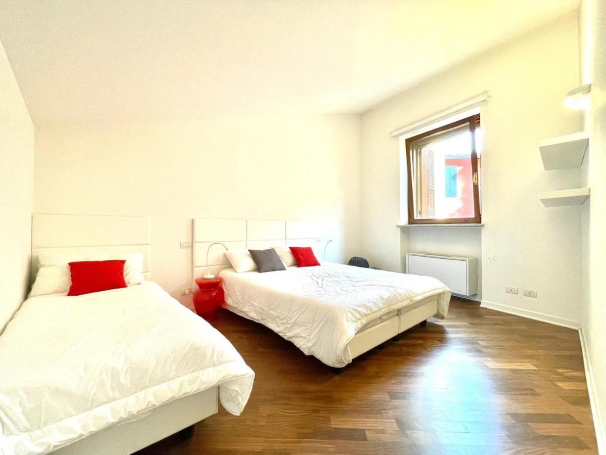 Domus Verona - Ampia Moderna Casa Su 2 Piani Nel Cuore Di Верона Екстериор снимка
