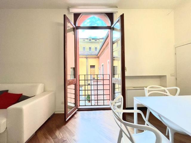 Domus Verona - Ampia Moderna Casa Su 2 Piani Nel Cuore Di Верона Екстериор снимка